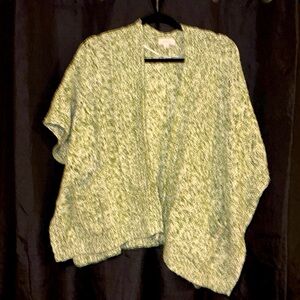 Ann Taylor loft size large green short sleeve cardigan knitted